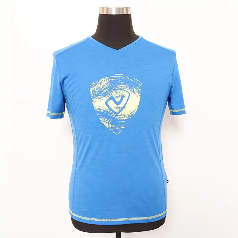 Men merino wool with print pattern T-shirt